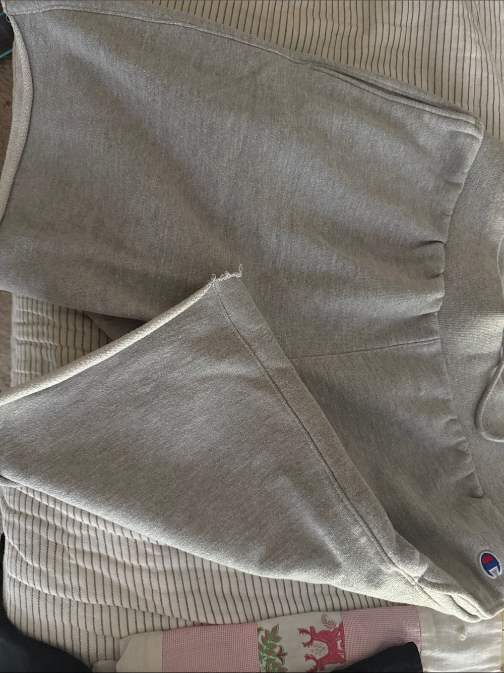 Champion Men’s  Light Gray Joggers with Logo